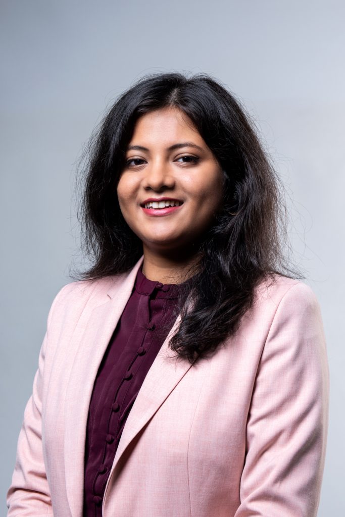 ritika-portrait-studiooncloud