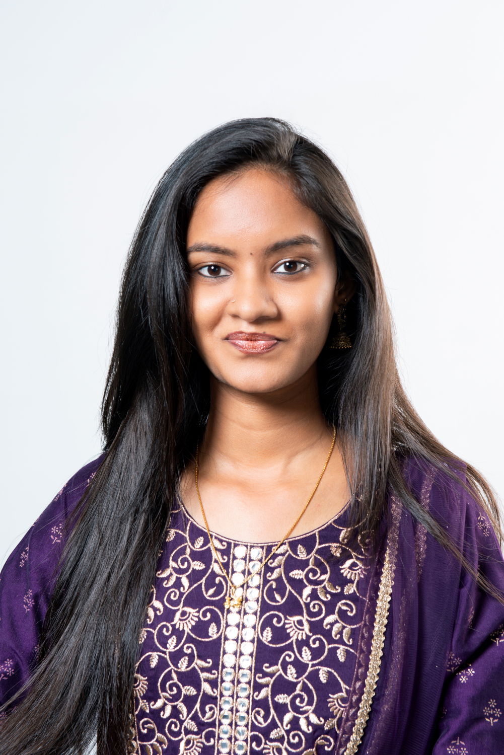 sushma-portrait-studiooncloud